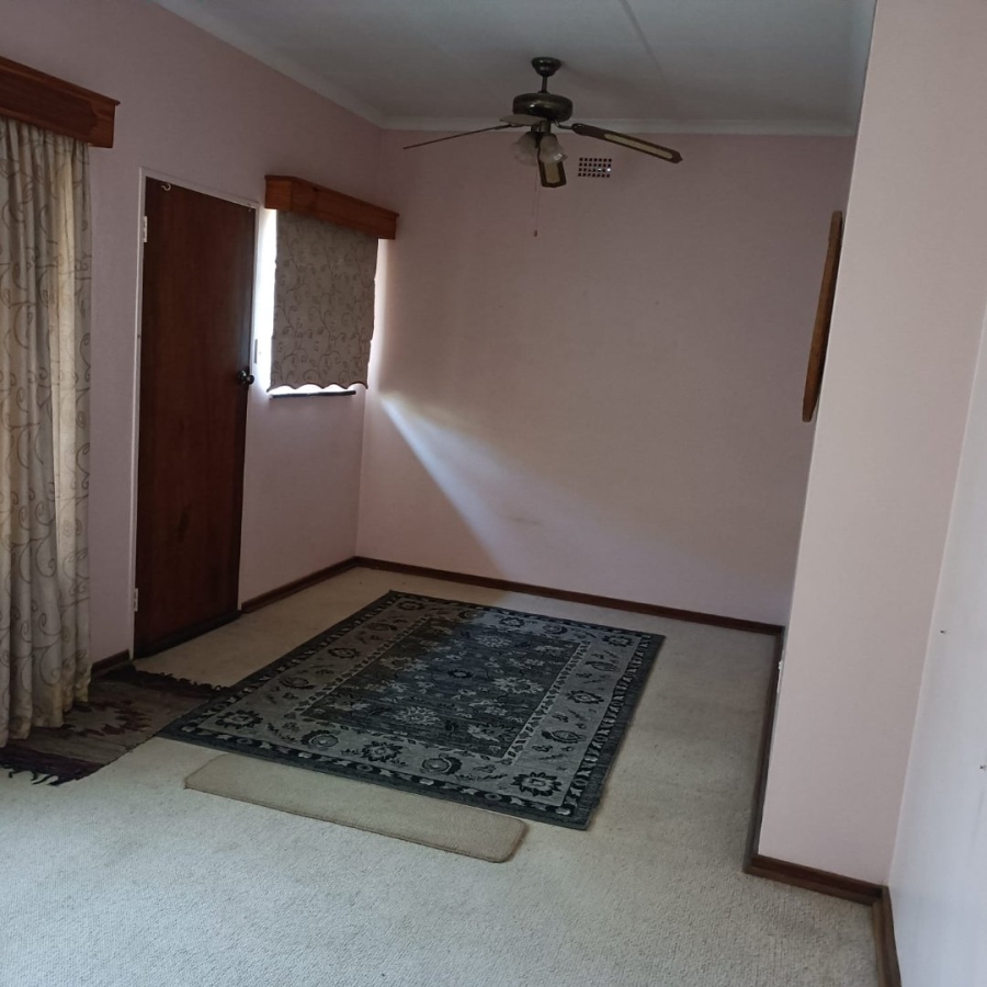 3 Bedroom Property for Sale in Wilkoppies North West